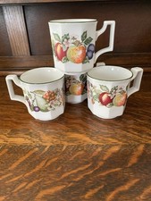 4 X JOHNSON BROTHERS FRESH