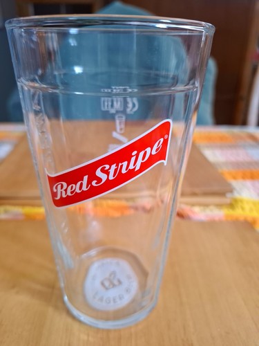 Red stripe lager glass pint - red,