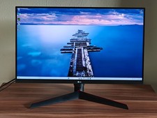 LG UltraGear 27GL83A gaming monitor 27 inch 2560x1440p 144hz