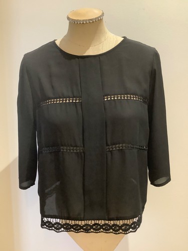 Black river island top 4 - black,