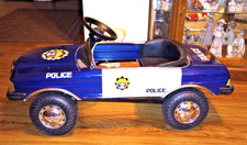 VINTAGE MERCEDES POLICE METAL