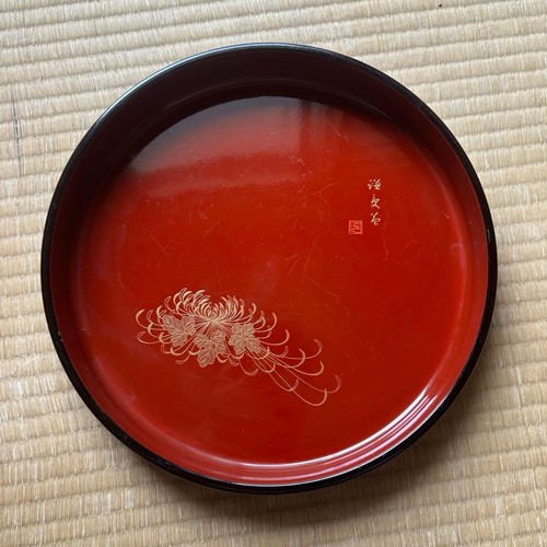 Japanese red lacquer round - japanese,