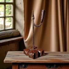 18thC English Antique Iron Rushlight Holder / Rushnip With Cruciform-Shaped Base