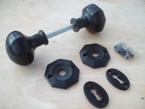 Black antique cast - black, iron