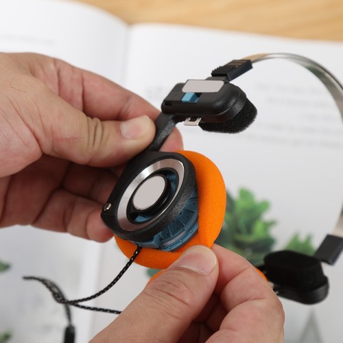 Replace your ear pads - ear, koss
