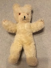 Vintage teddy bear. ? Wendy Boston. 