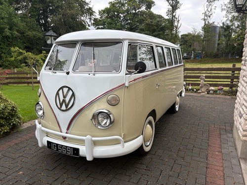 Volkswagen kombi camper van - kombi,