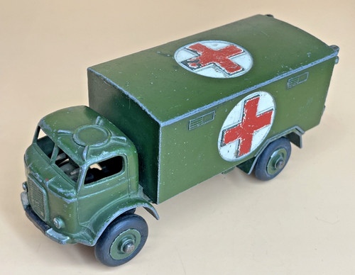 Dinky toys 626 military - dinky,