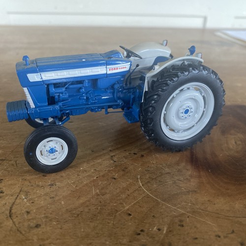 Universal hobbies ford - universal,