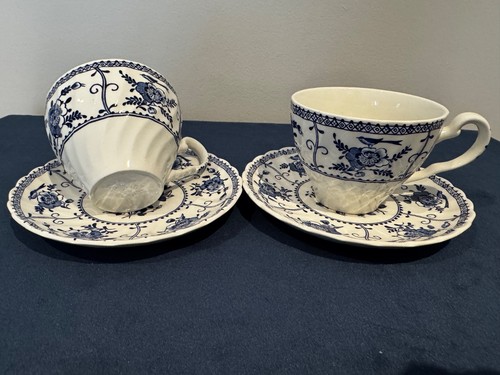 Pair vintage shabby chic - a,