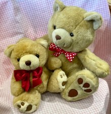 Vintage Teddy Bears x 2. 1990s. Big Paws.