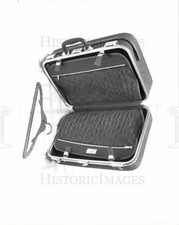 1976 Press Photo luggage