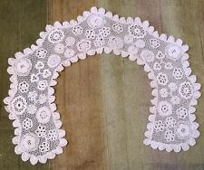 ANTIQUE CURVED IRISH CROCHET LACE COLLAR for dress or blouse