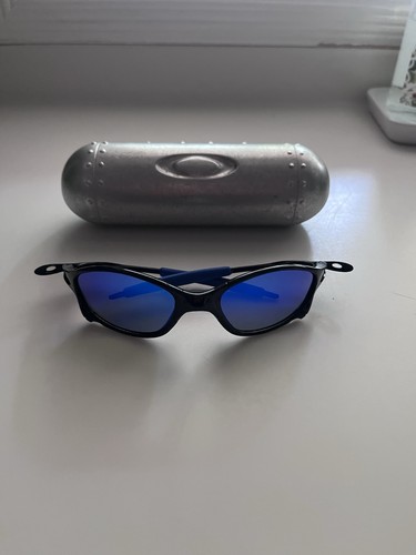 Oakley type sunglasses - , plastic