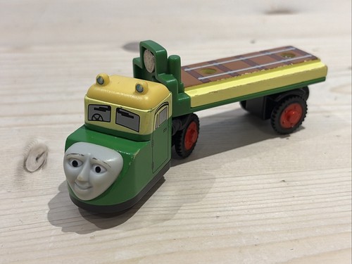 Thomas wooden railway madge - railway,