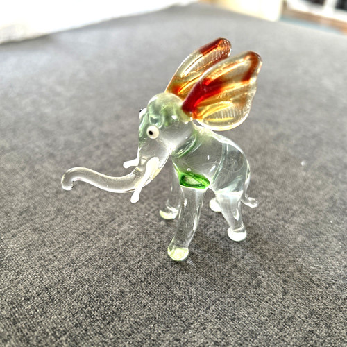 Vintage art elephant glass - art,