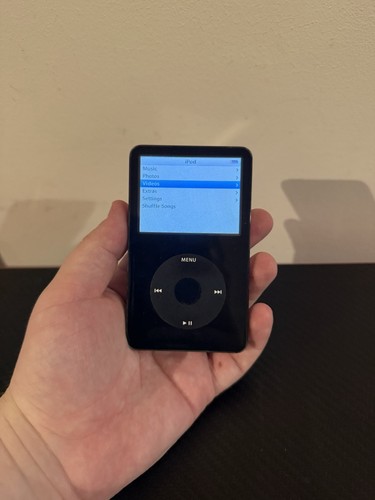 Apple ipod classic 5th - classic,