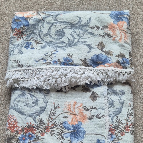 Fringed floral vintage - fringed, double