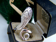 VINTAGE MODERNIST SOLID STERLING SILVER COILED SNAKE COBRA SERPENT RING SIZE O 7
