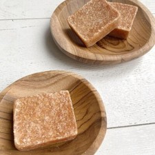 Just Resin: Arabic Gum/