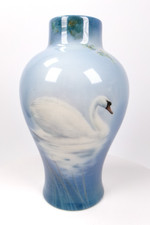GORGEOUS ROYAL DOULTON