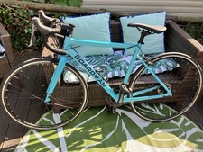 Women’s Boardman SLR 8.6 Road Bike M Frame 700c Wheels Blue 