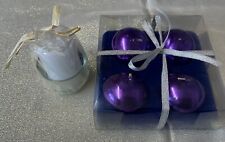 Set of 4 Purple Floating Candles and 1 White Pillar Candle in Holder