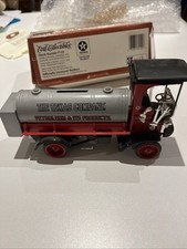 ERTL Collectibles 1910 Mack