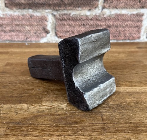 Vintage wide bottom - wide, swage