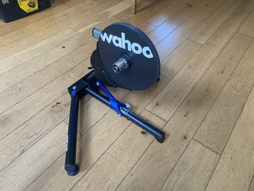 Wahoo kickr 2018 smart - wahoo,