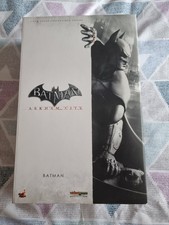 Hot Toys Batman Arkham City VGM18 DC 1/6 Scale Figure - Read Description 