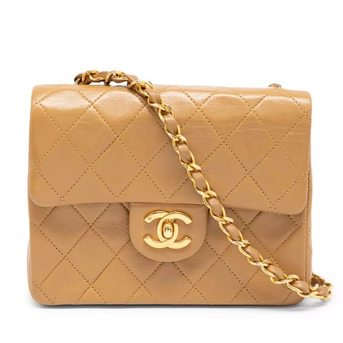 Chanel vintage beige square - chanel,