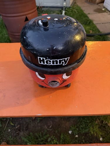 Henry vacuum cleaner - vacuum,