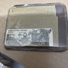 YORK STONE PAVING (4) Wills