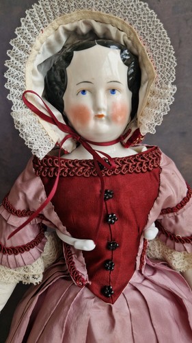 Fab antique china - 16", shoulder