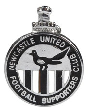 Vintage Old Newcastle United Football Club Supporters Club Enamel Badge