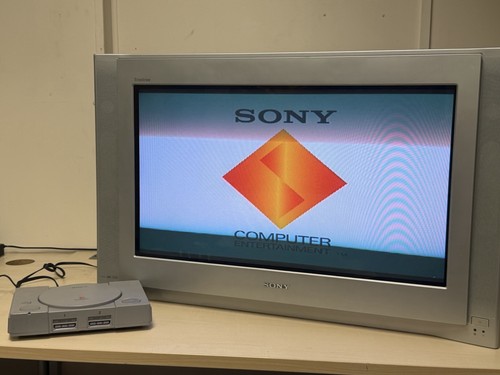 Sony trinitron crt retro - crt,
