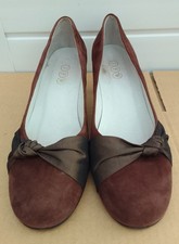 JFW SIZE 7 BROWN SUEDE COURT