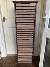 Encyclopaedia Britannica 1911 Edition with Guidebook Hardback .