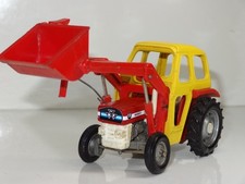 BRITAINS 9529 MASSEY FERGUSON