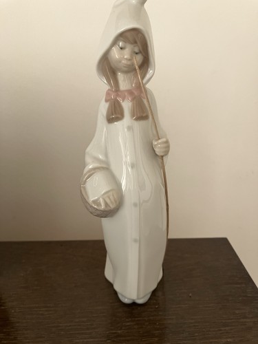 Lladro shepherd girl - girl, with