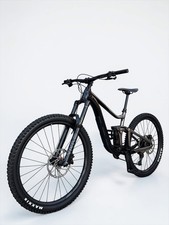 Medium - Giant Reign 2 29 Full