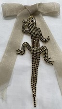 Crystal Pin. Made with Swarovski Crystals. Lizard. Gecko. 18KGP.