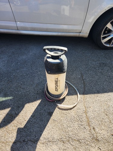 Dust suppression water bottle - dust,