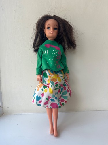 Vintage sindy doll - sindy, dark