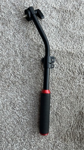 Handle for video heads - ,