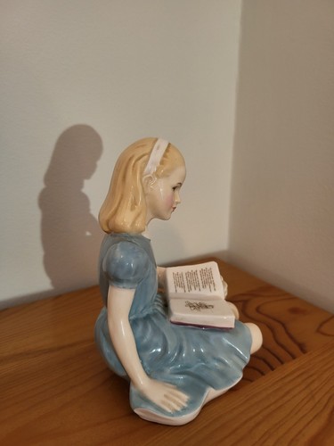 Royal doulton alice - royal,