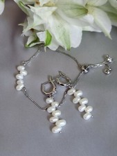 Delicate bridal jewellery set Earrings genuine freshwater Pearls And Bracelet