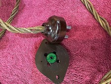 Vintage radio Bakelite 4 pin