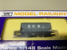 Dapol n gauge 2 NCB Hopper Wagons